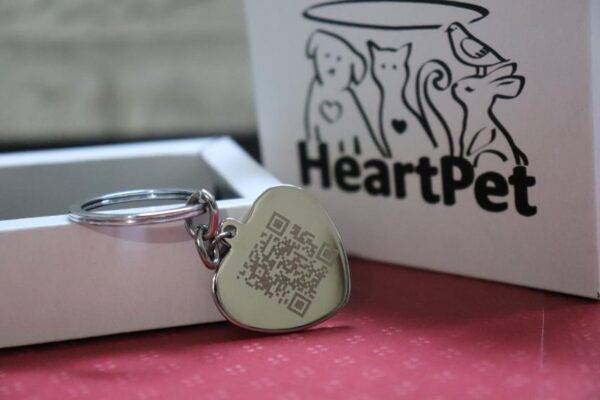 HeartPet privezak srce QR code